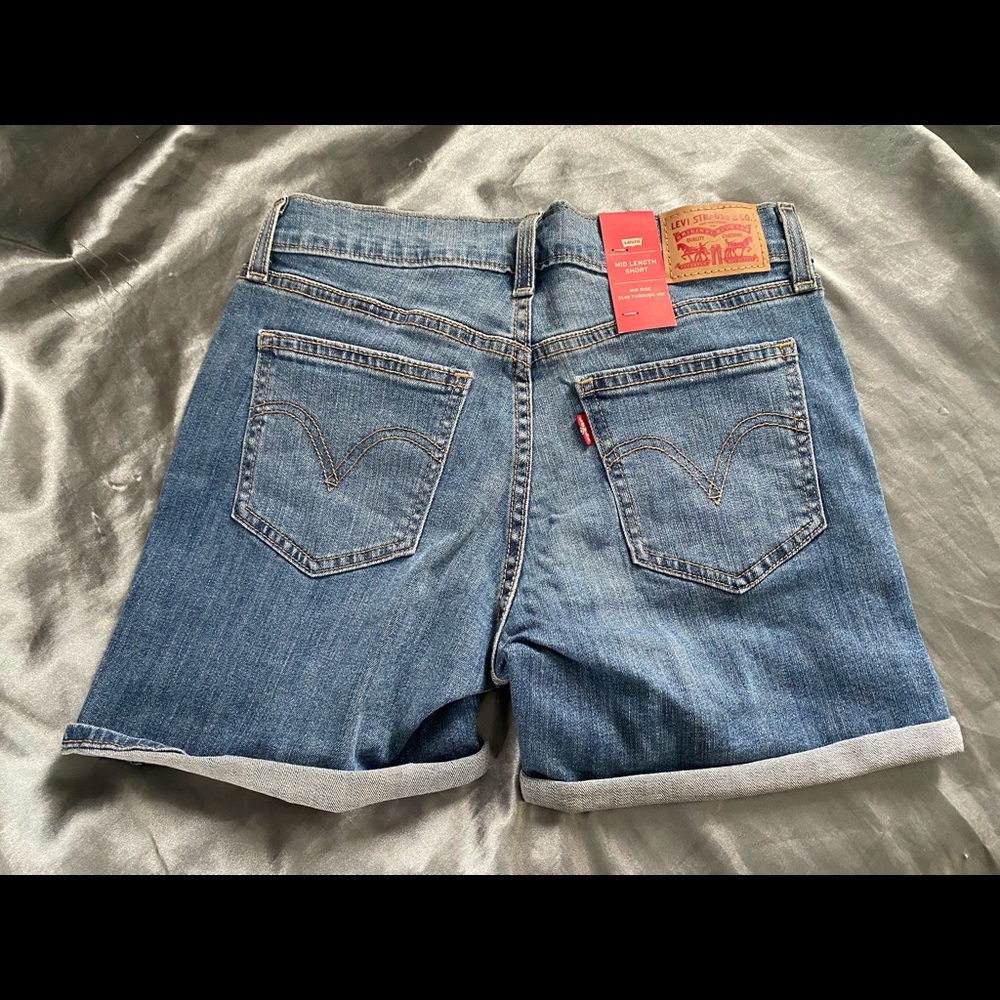 Levi's mid length shorts